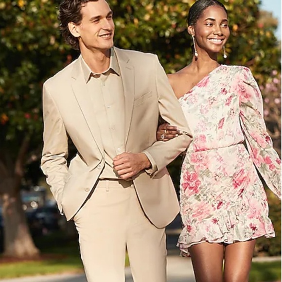 Bloggers Favorite Express metallic floral one shoulder pleated ruffled romper XS - Picture 11 of 16